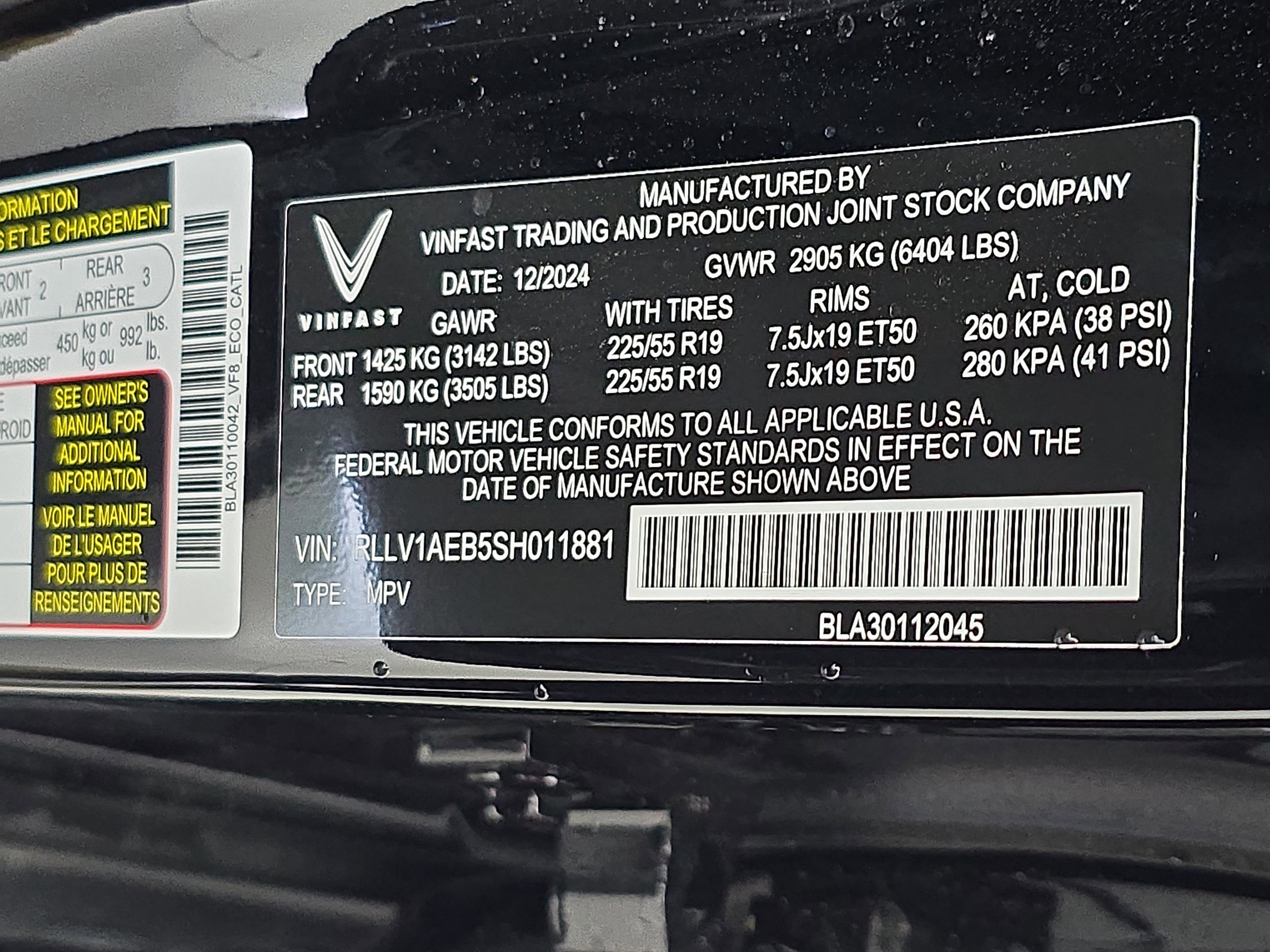 New 2025 VinFast VF 8 Eco image 30