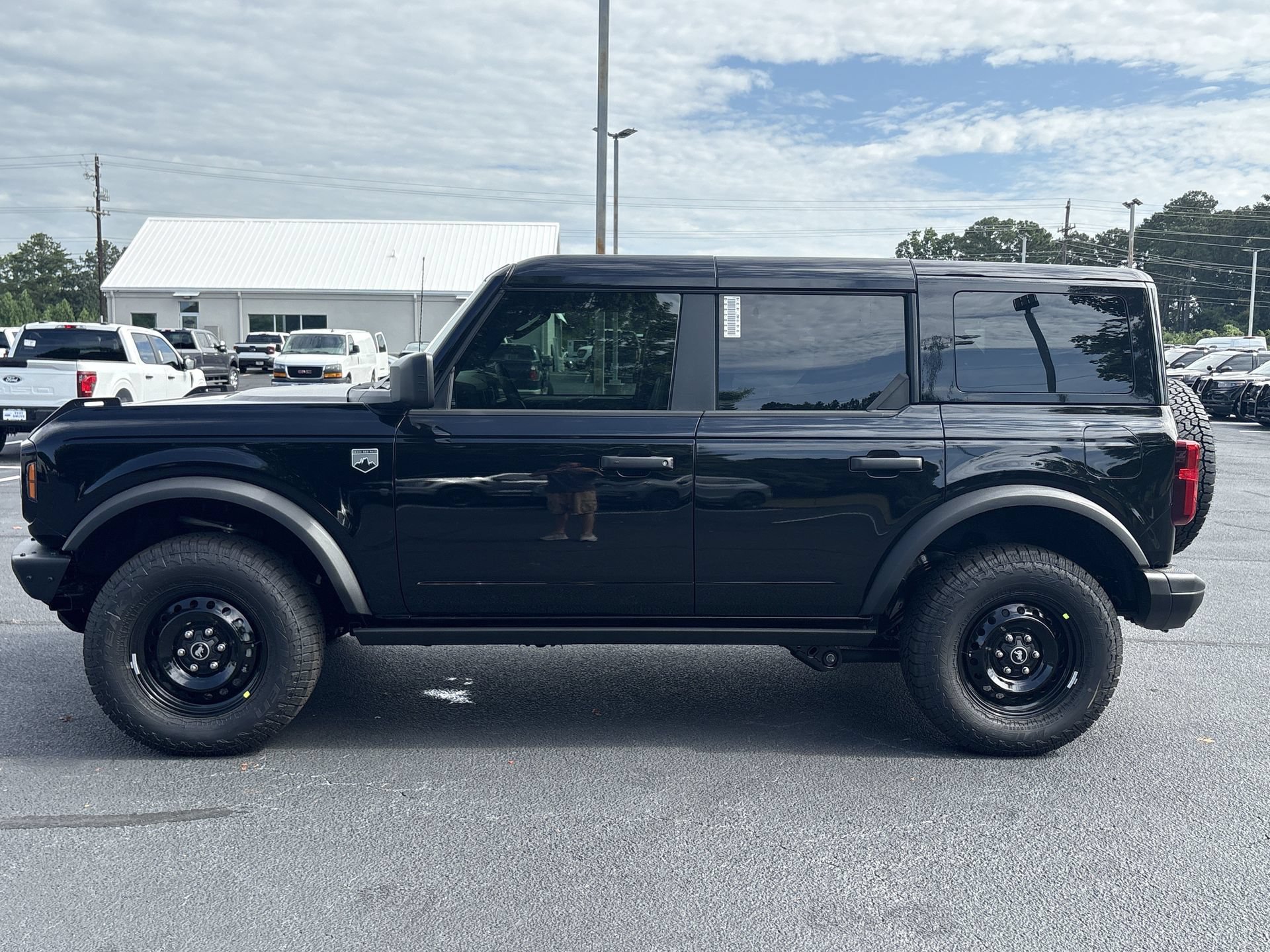 New 2026 Ford Bronco Big Bend w/ Black Diamond Package AWD/4WD image 17