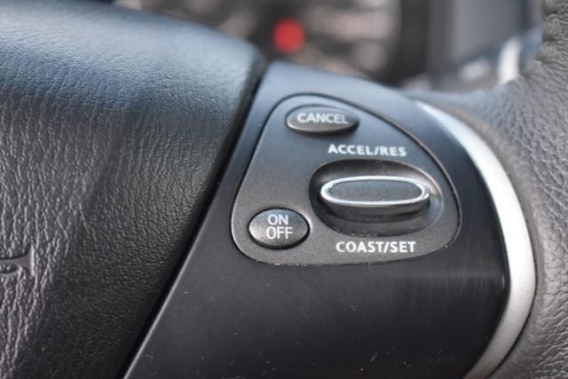Used 2016 Nissan Pathfinder SL w/ SL Premium Package AWD/4WD image 30