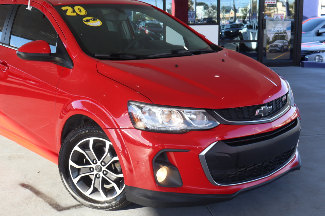 Used 2020 Chevrolet Sonic LT w/ RS Package image 2