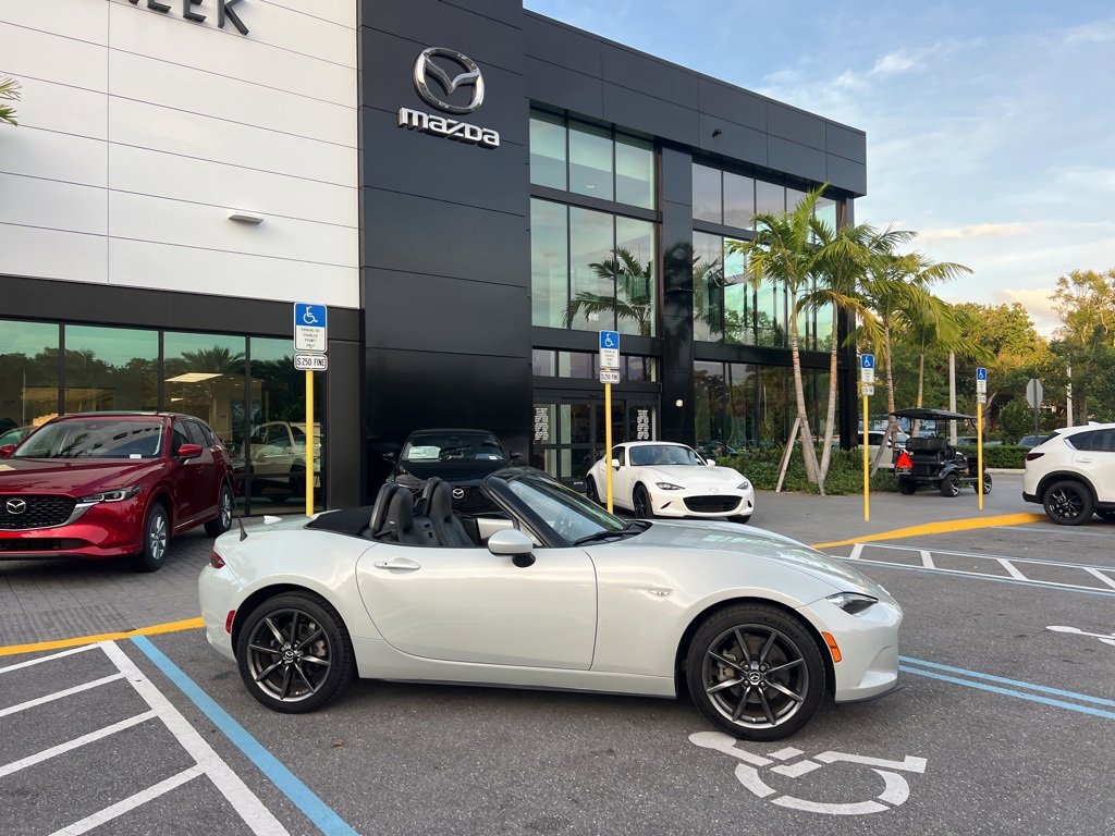 Used 2019 MAZDA MX-5 Miata Grand Touring image 8
