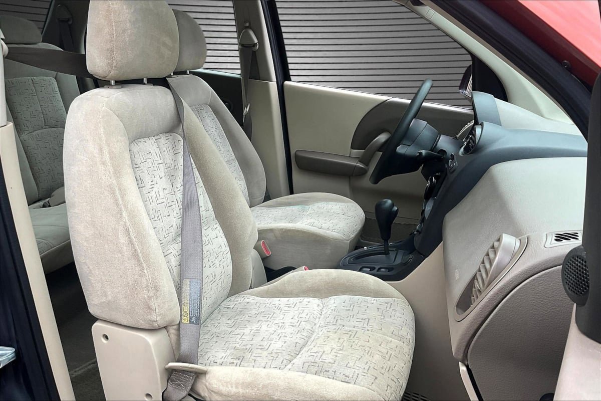 Used 2003 Saturn Vue AWD V6 image 28