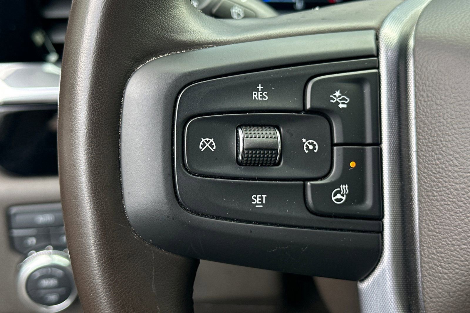 Used 2025 GMC Sierra 1500 SLT image 34