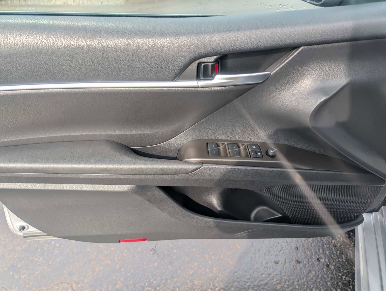 Certified 2023 Toyota Camry SE FWD image 19