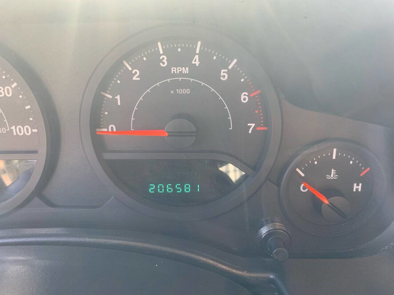 Used 2009 Jeep Wrangler Unlimited X image 7