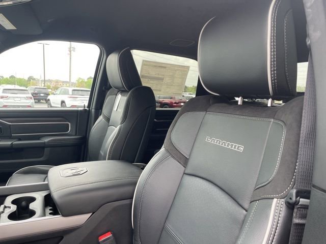 New 2025 RAM 2500 Laramie w/ Night Edition image 9