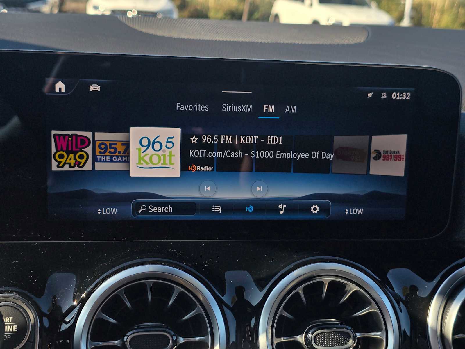 Used 2025 Mercedes-Benz GLA 250 4MATIC image 30