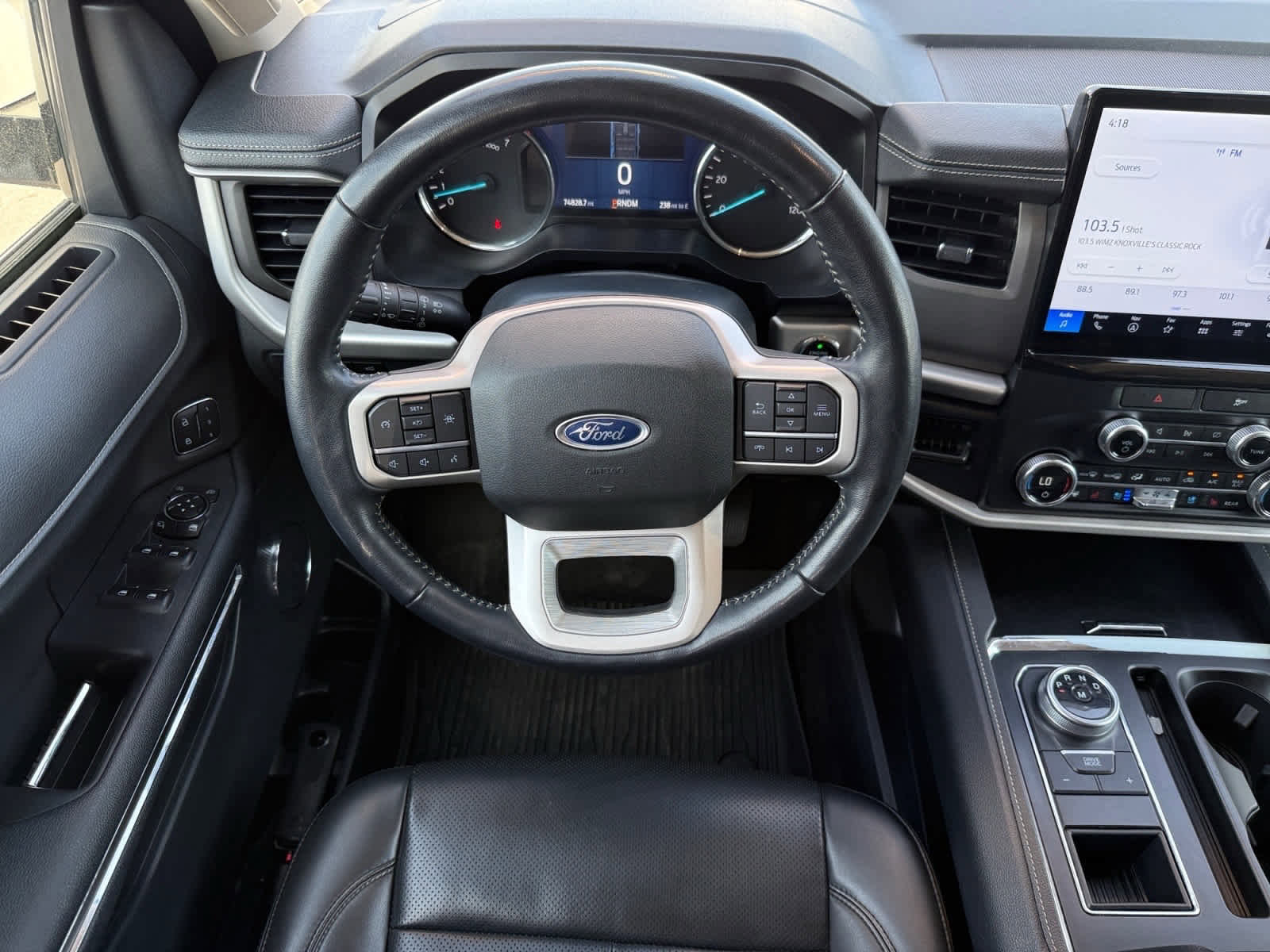 Used 2022 Ford Expedition XLT RWD image 13
