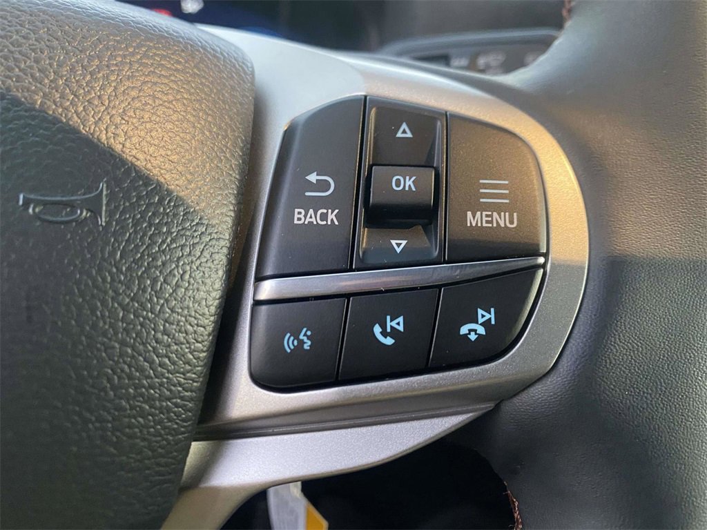 New 2025 Ford Explorer Active image 29