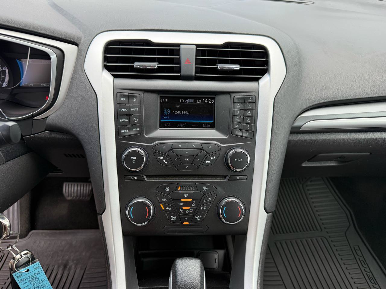 Used 2016 Ford Fusion S FWD image 29