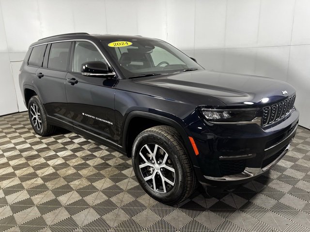 Used 2024 Jeep Grand Cherokee L Limited image 6