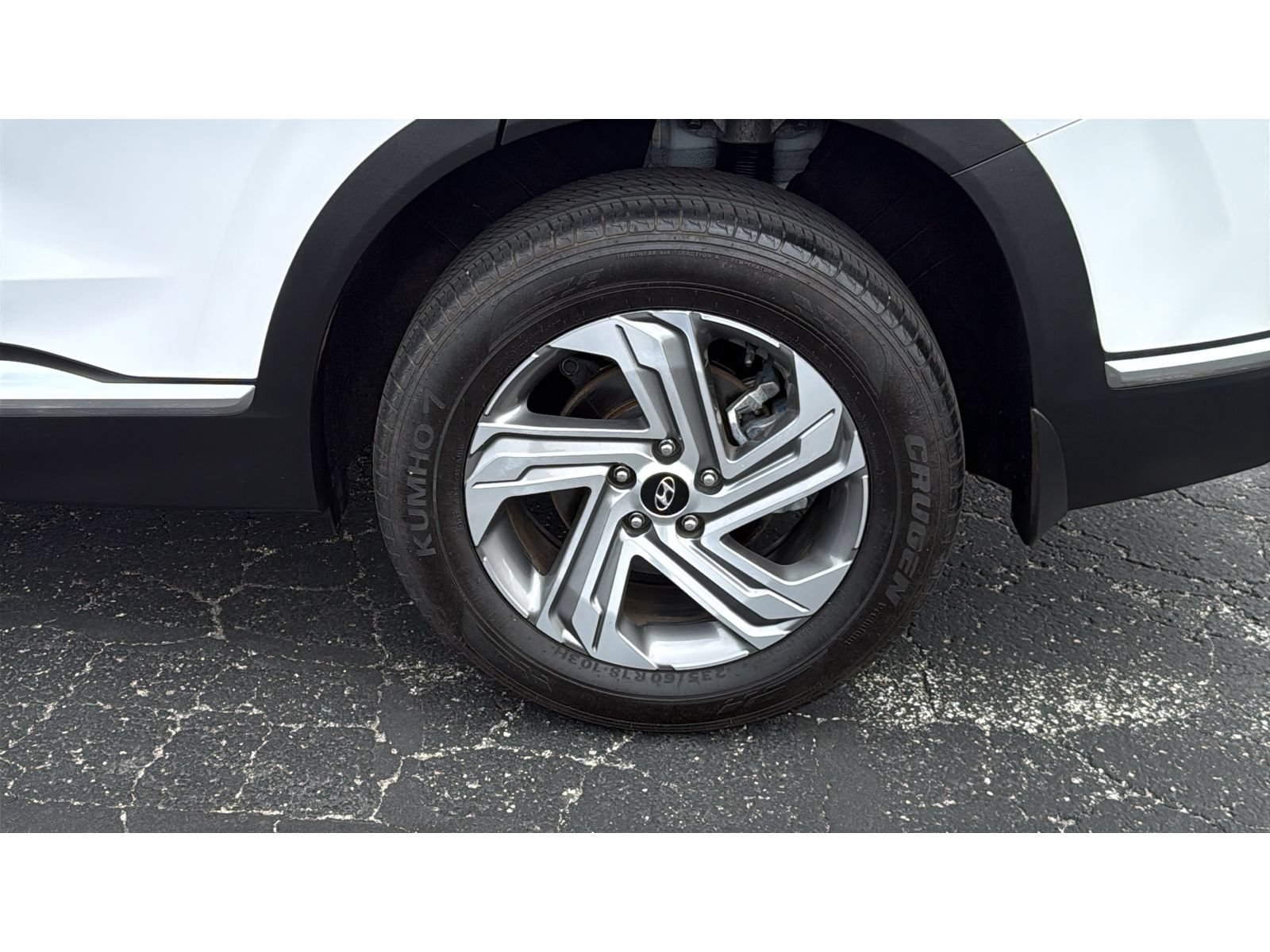 Used 2023 Hyundai Santa Fe SEL w/ Premium Package AWD/4WD image 12