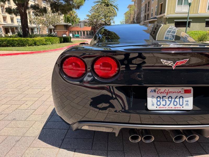 Used 2009 Chevrolet Corvette Coupe w/ Preferred Equipment Group RWD image 24