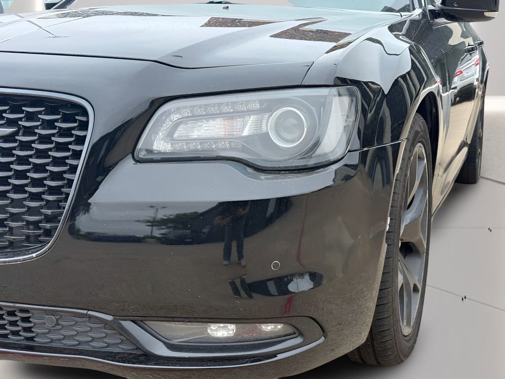 Used 2021 Chrysler 300 S RWD image 8