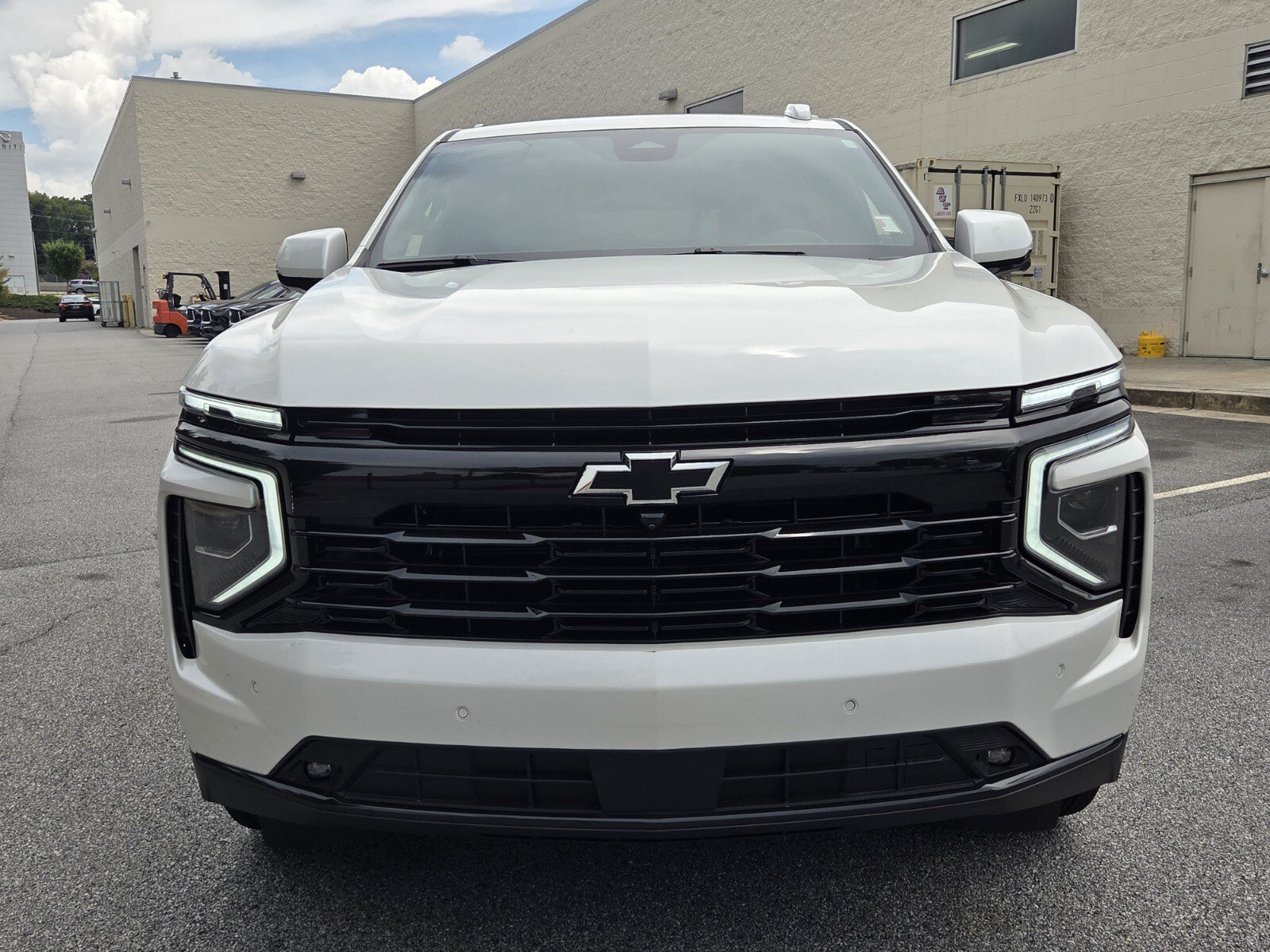 Used 2025 Chevrolet Tahoe RST w/ Comfort Package AWD/4WD image 2