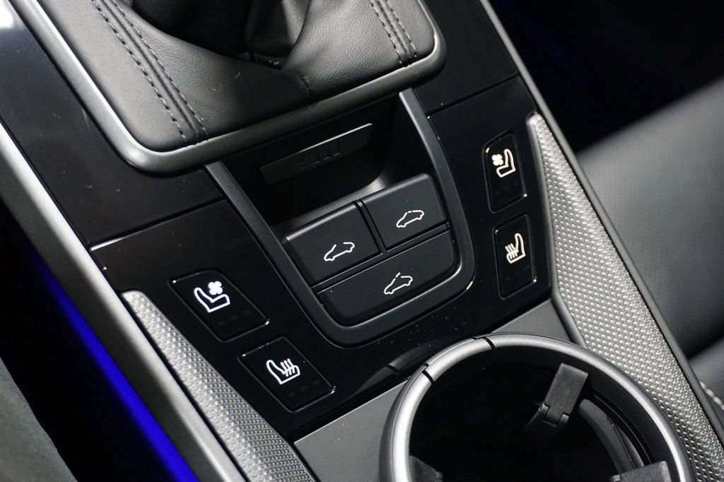 Used 2024 Porsche 911 Coupe image 68