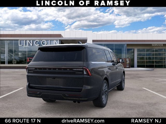New 2026 Lincoln Navigator L Reserve AWD/4WD image 9