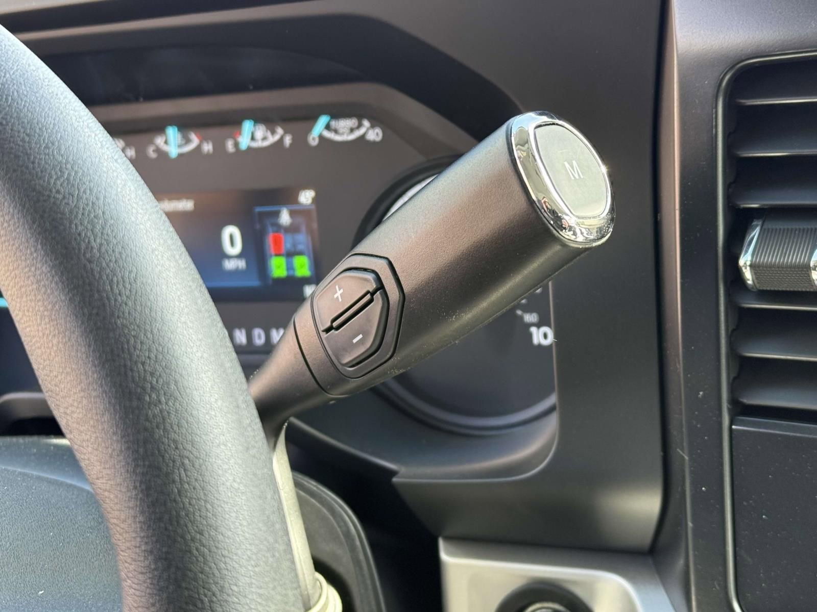 New 2025 Ford F550 4x4 Crew Cab Super Duty image 17