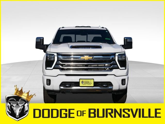 Used 2024 Chevrolet Silverado 2500 High Country w/ High Country Premium Package image 2