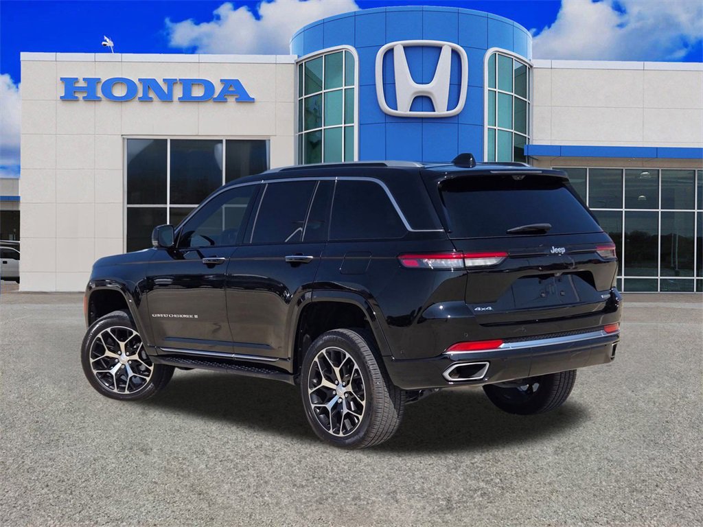 Used 2023 Jeep Grand Cherokee Summit image 5