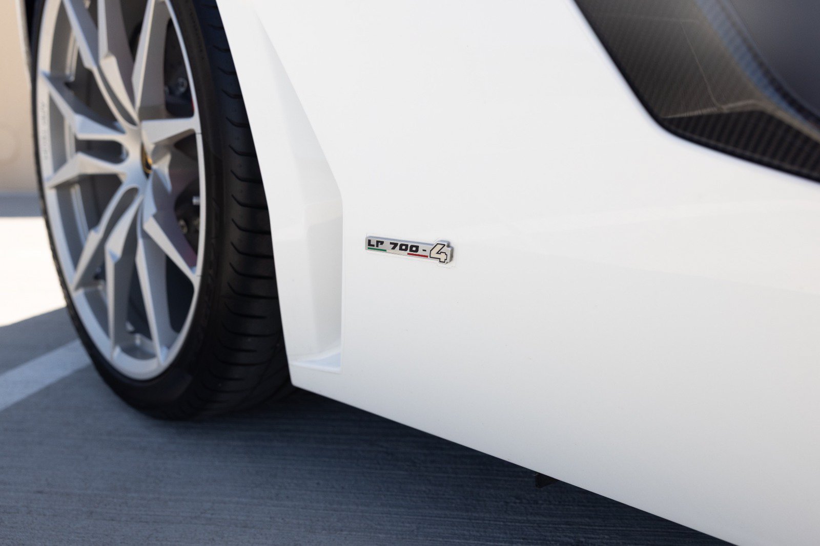 Used 2015 Lamborghini Aventador LP 700-4 AWD/4WD image 22