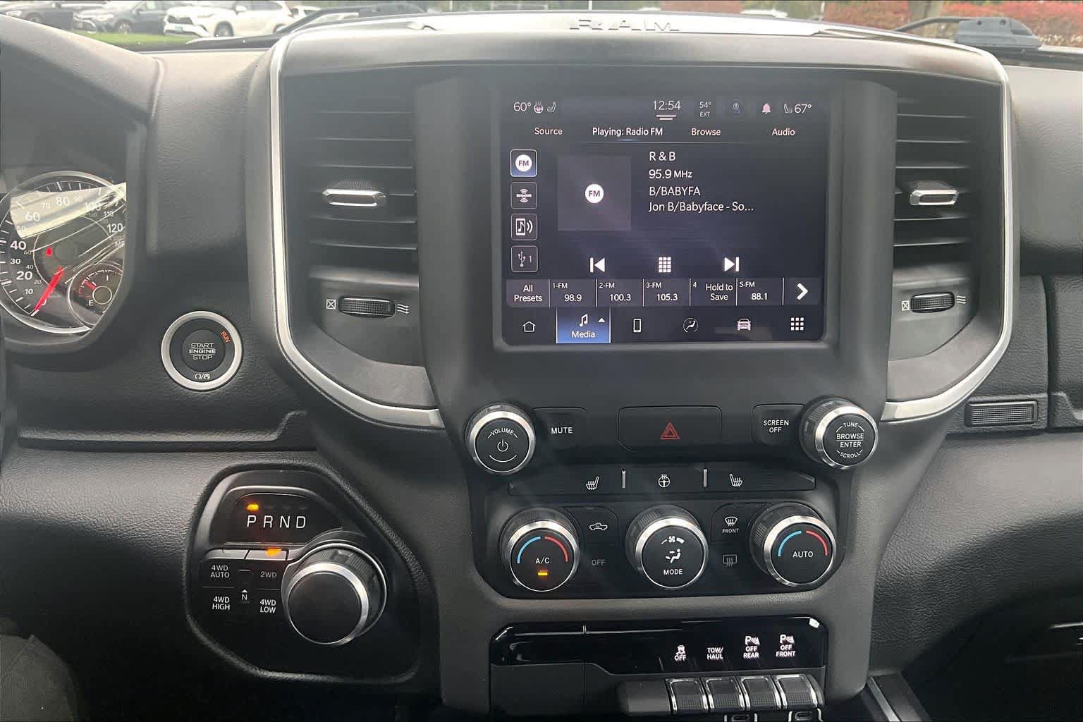 Used 2022 RAM 1500 Big Horn AWD/4WD image 35
