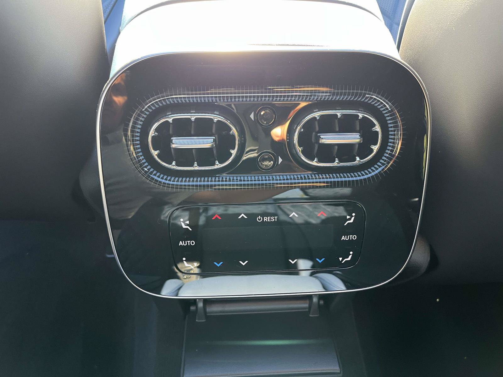 New 2027 Mercedes-Benz S 580 4MATIC Sedan image 41