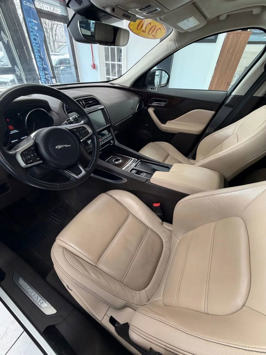 Used 2020 Jaguar F-PACE Prestige image 7