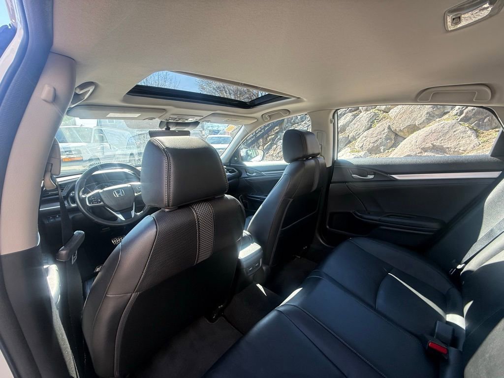 Used 2020 Honda Civic Touring image 22