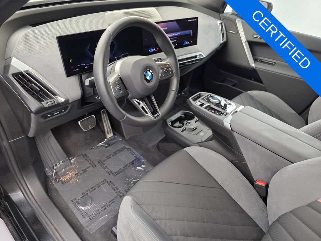 Certified 2026 BMW iX xDrive60 w/ M Sport Package AWD/4WD image 10