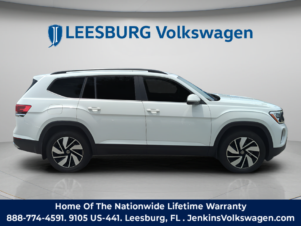 Used 2024 Volkswagen Atlas SE FWD image 3