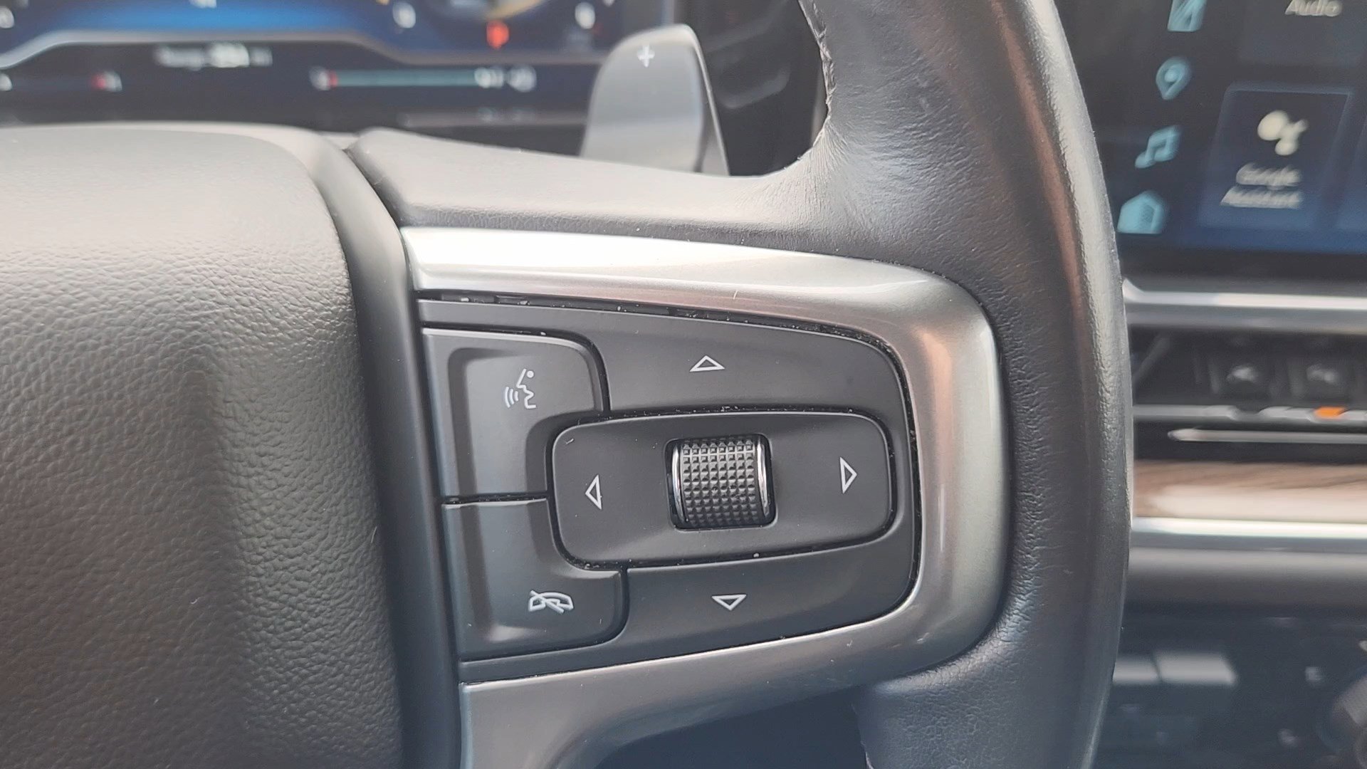 Used 2022 Chevrolet Silverado 1500 LT Trail Boss w/ LT Trail Boss Premium Package image 13