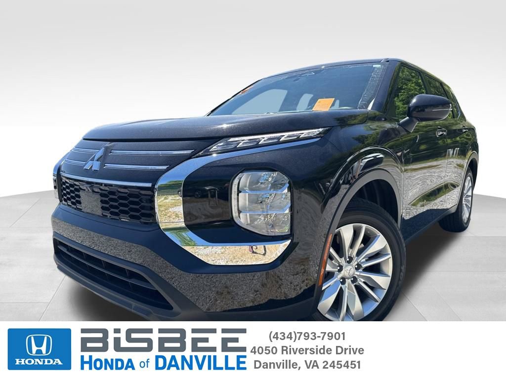 Used 2025 Mitsubishi Outlander ES image 1