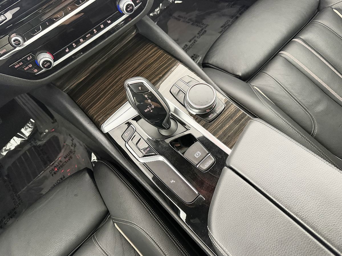 Used 2017 BMW 540i RWD image 61