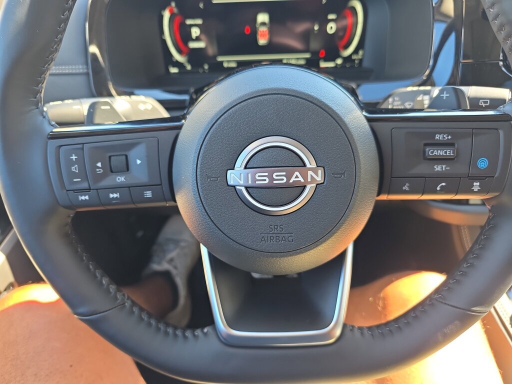 New 2025 Nissan Pathfinder Platinum image 10