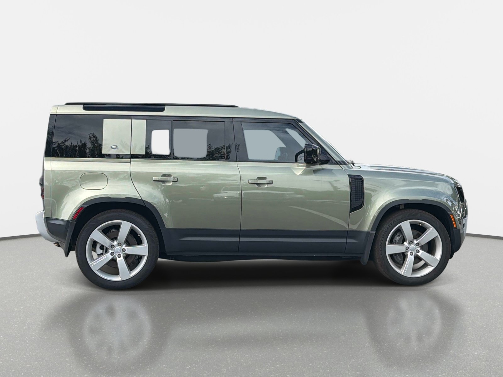 Used 2024 Land Rover Defender 110 S AWD/4WD image 2