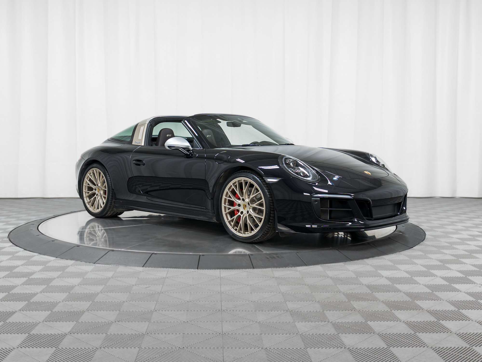 Certified 2019 Porsche 911 Targa 4 GTS image 9