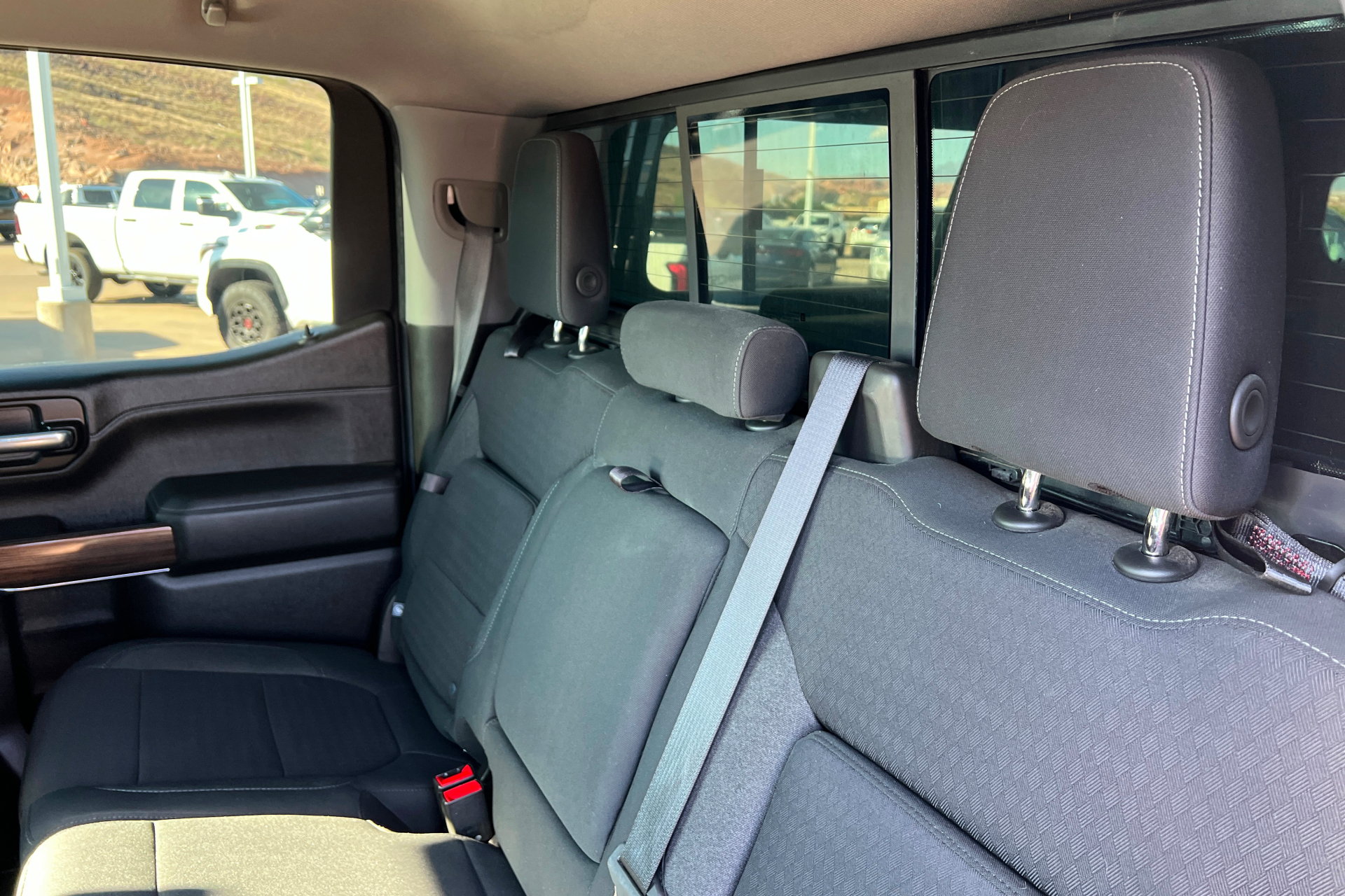Used 2020 Chevrolet Silverado 1500 LT Trail Boss AWD/4WD image 21