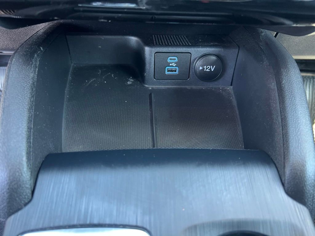 Used 2022 Ford Escape Titanium AWD/4WD image 31