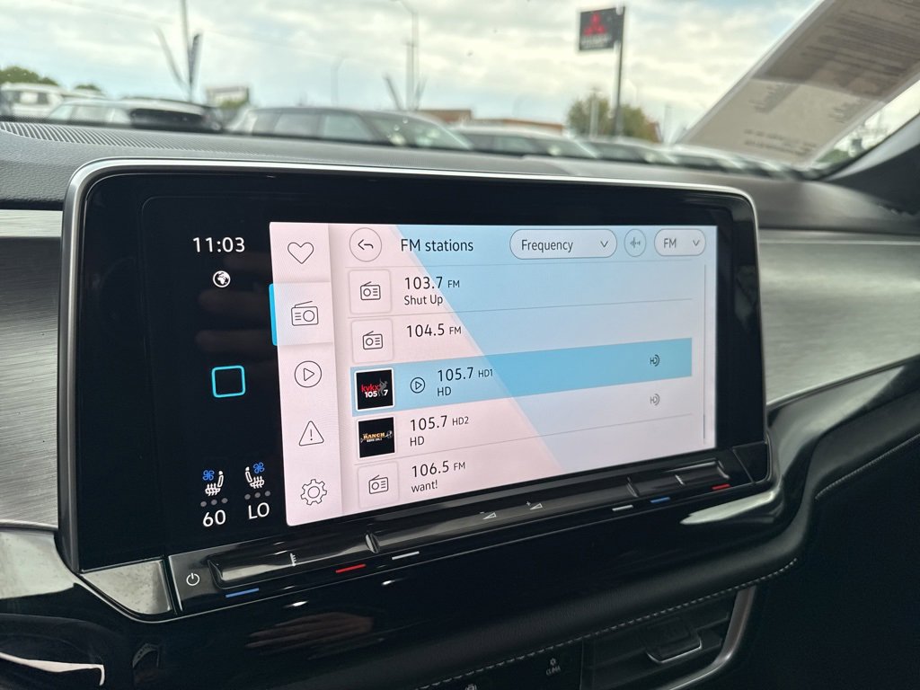 Used 2024 Volkswagen Atlas Cross Sport SE image 25