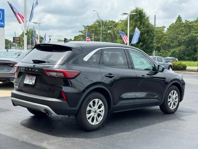 Used 2024 Ford Escape Active FWD image 3