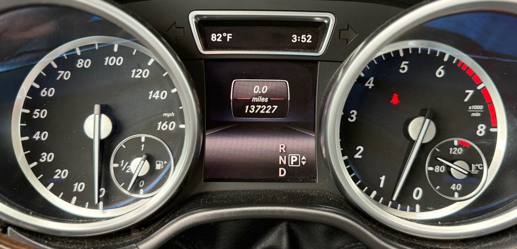 Used 2016 Mercedes-Benz GL 450 4MATIC image 12