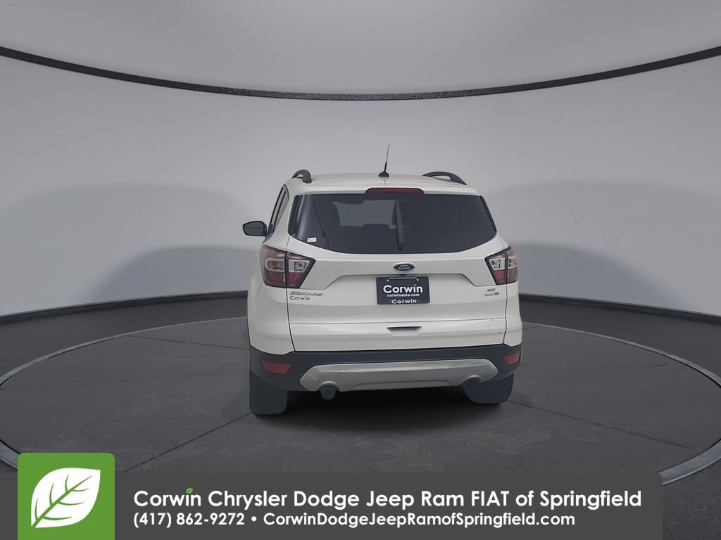 Used 2017 Ford Escape SE w/ SE Leather Comfort Package AWD/4WD image 12