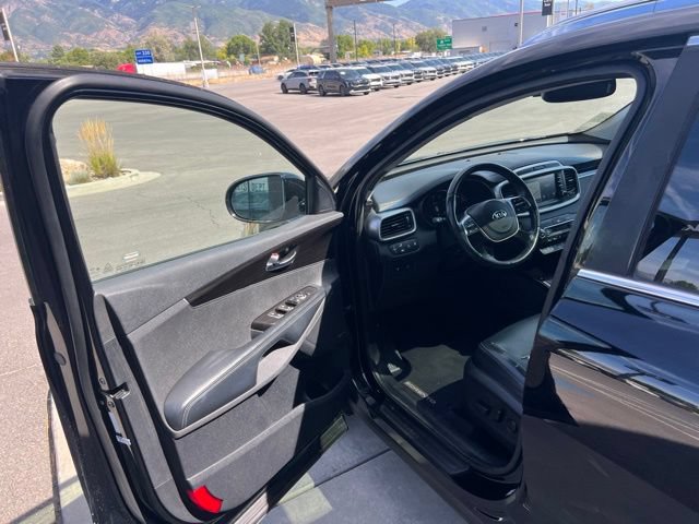 Used 2019 Kia Sorento EX w/ EX Touring Package AWD/4WD image 14
