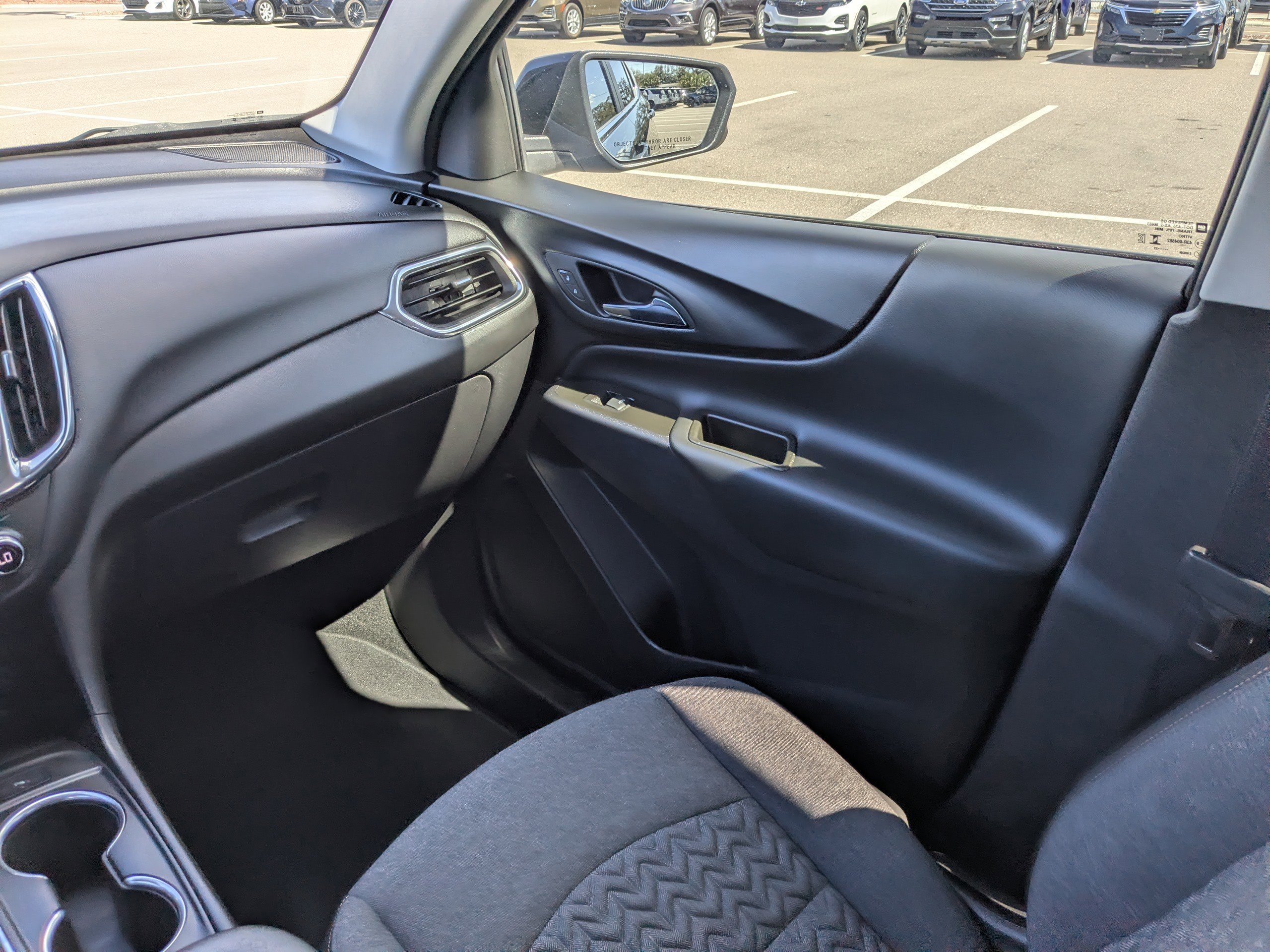 Used 2023 Chevrolet Equinox LT image 18