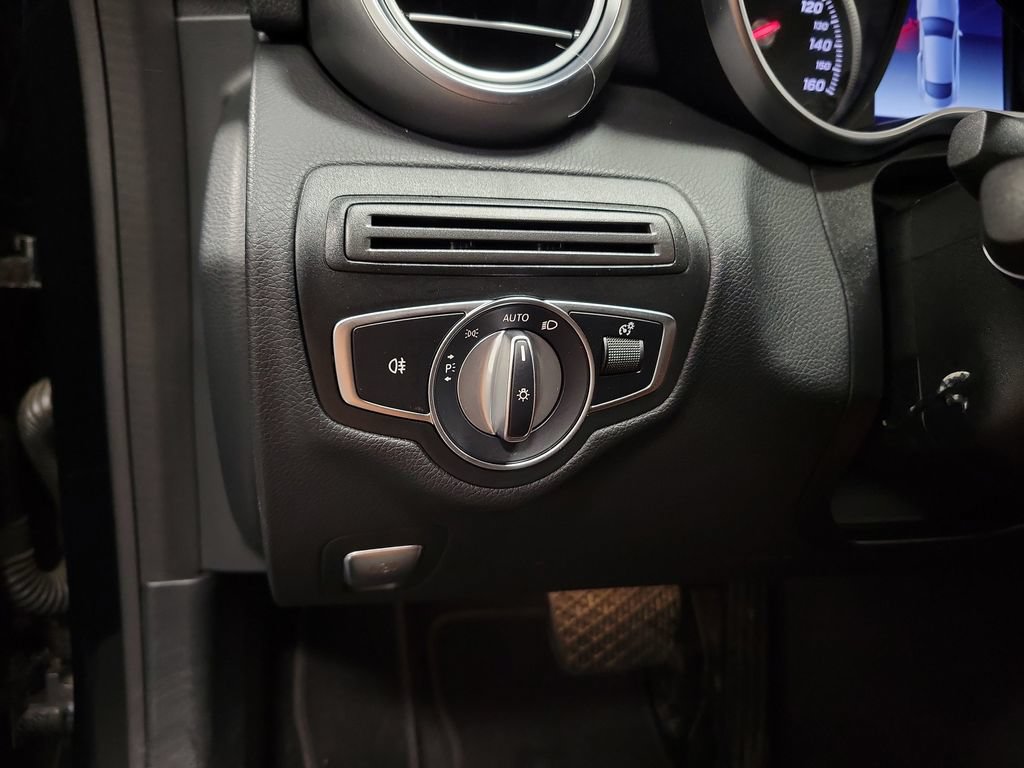 Used 2018 Mercedes-Benz C 300 4MATIC Coupe image 23