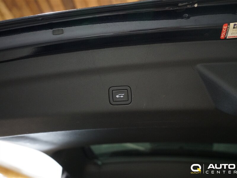 Used 2023 Chevrolet Tahoe High Country AWD/4WD image 41