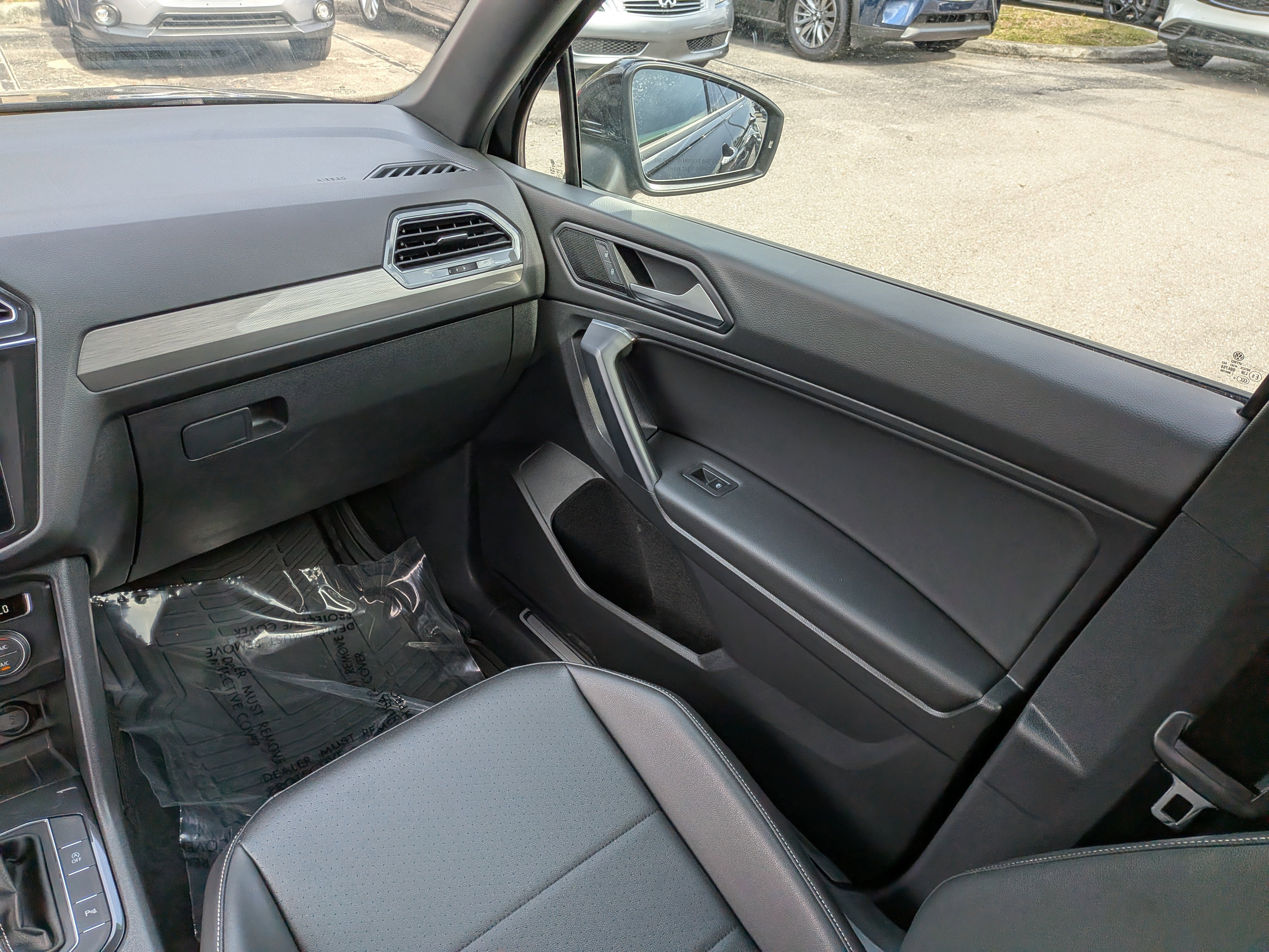 Used 2021 Volkswagen Tiguan SE R-Line w/ 3rd Row Seat Package AWD/4WD image 18