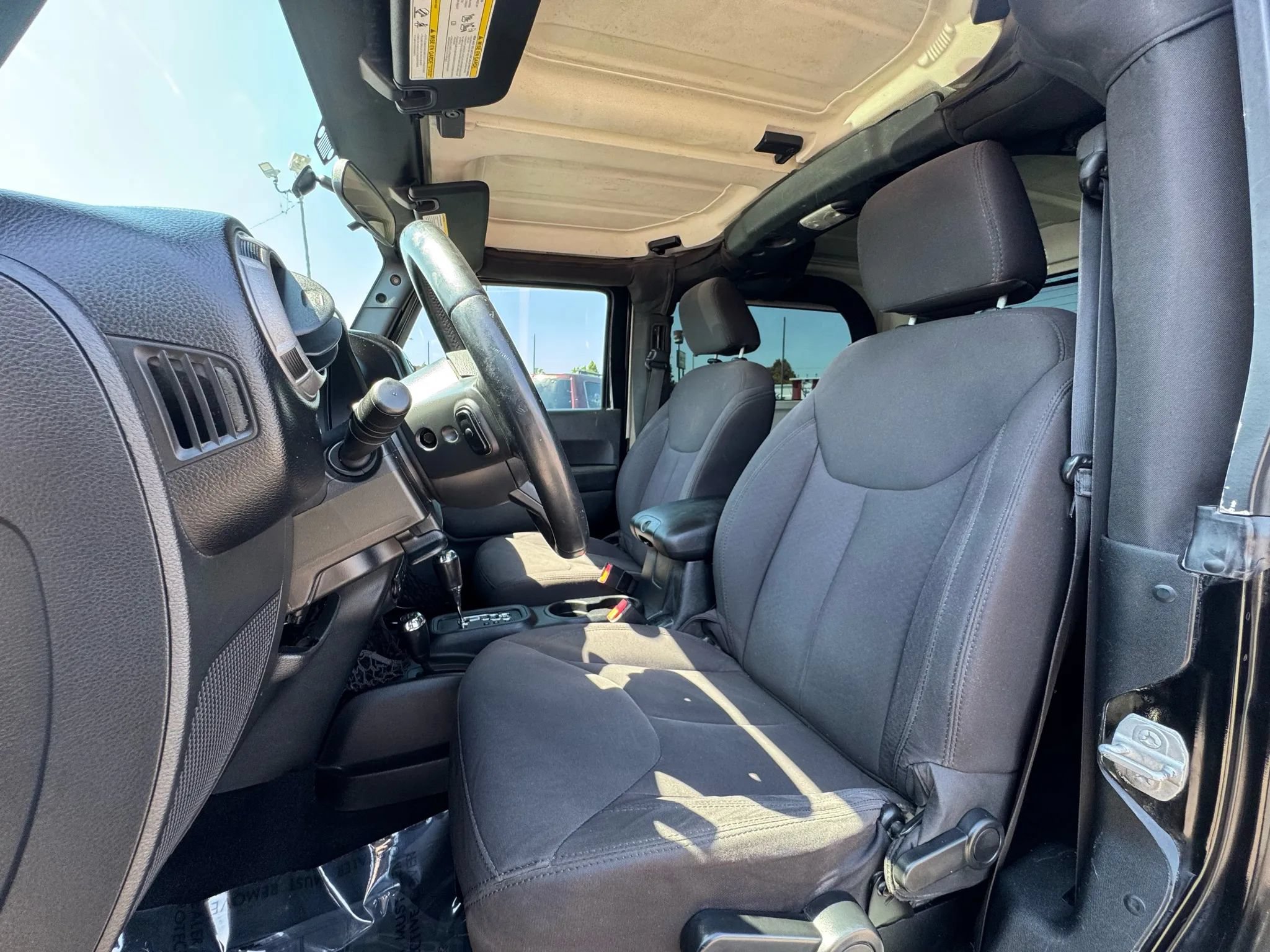 Used 2014 Jeep Wrangler Sport w/ Connectivity Group AWD/4WD image 10
