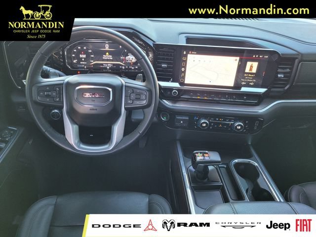 Used 2023 GMC Sierra 1500 SLT w/ SLT Premium Plus Package AWD/4WD image 7